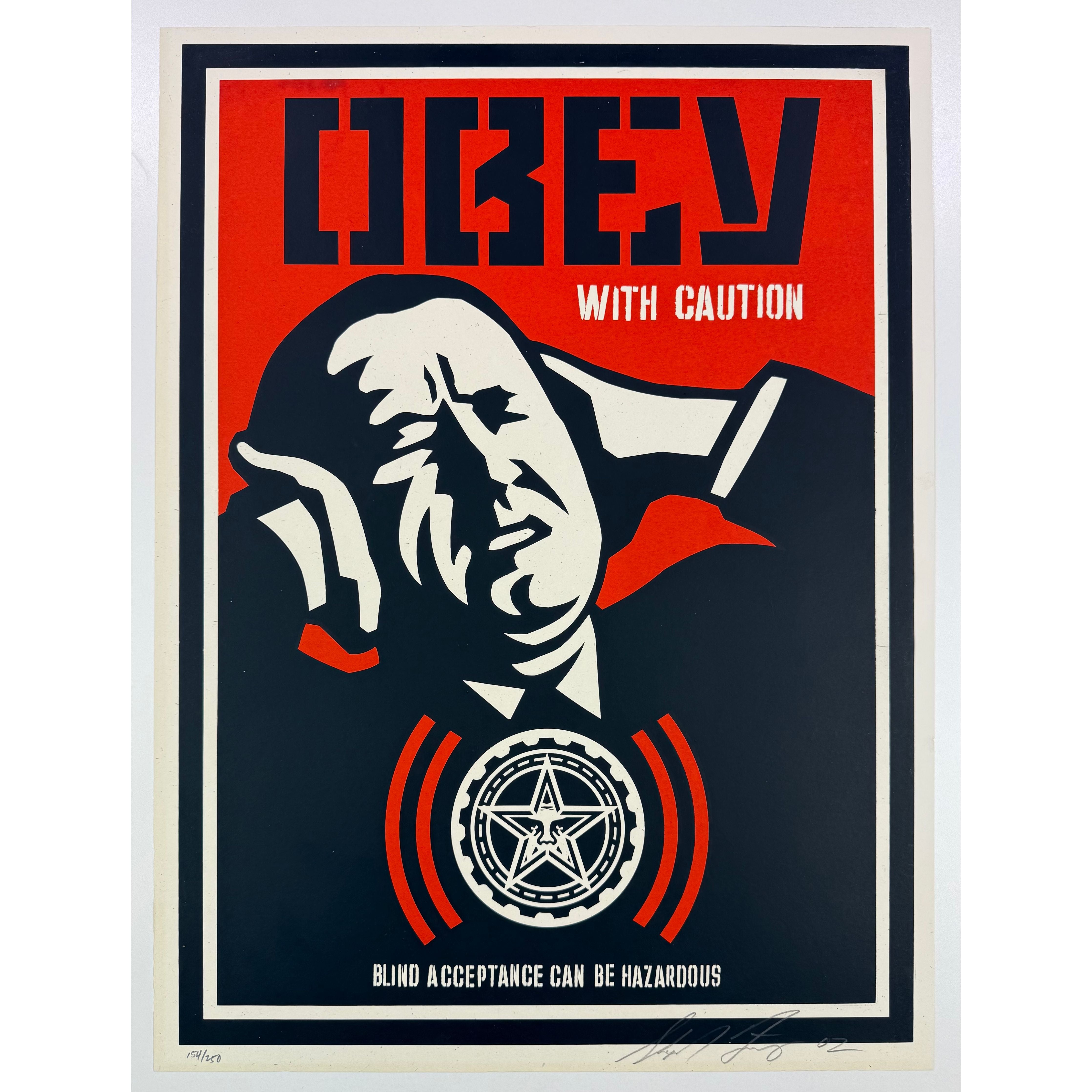 SHEPARD FAIREY (OBEY GIANT) - 2002 - OBEY WITH CAUTION – Galerie